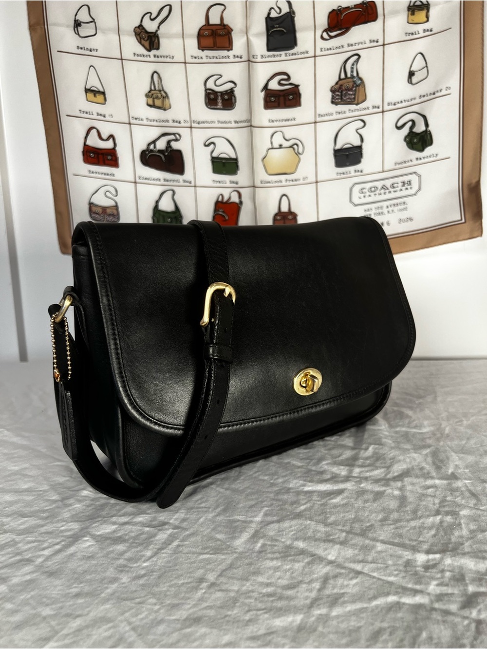 Vintage Coach Black Leather City Bag 9790